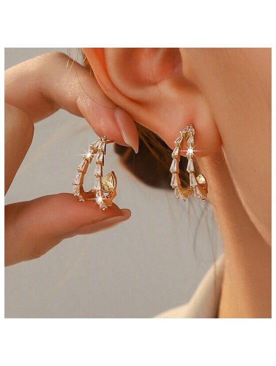 Jewelry - Open center baguette - Earrings - Gold - CZs - 1"